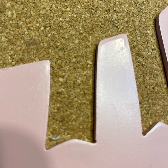 Pig corkboard polkadotted frame. Approx 16x16 - Picture 8 of 9